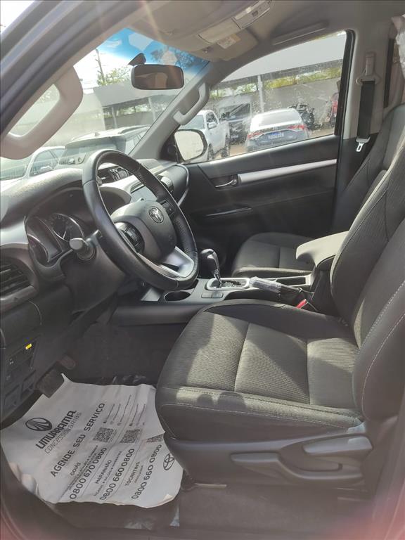 HILUX 2.8 D-4D TURBO DIESEL CD SR 4X4 AUTOMÁTICO11