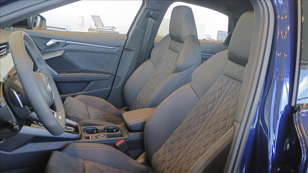 A3 2.0 40 TFSI GASOLINA SEDAN PERFORMANCE BLACK S-TRONIC15