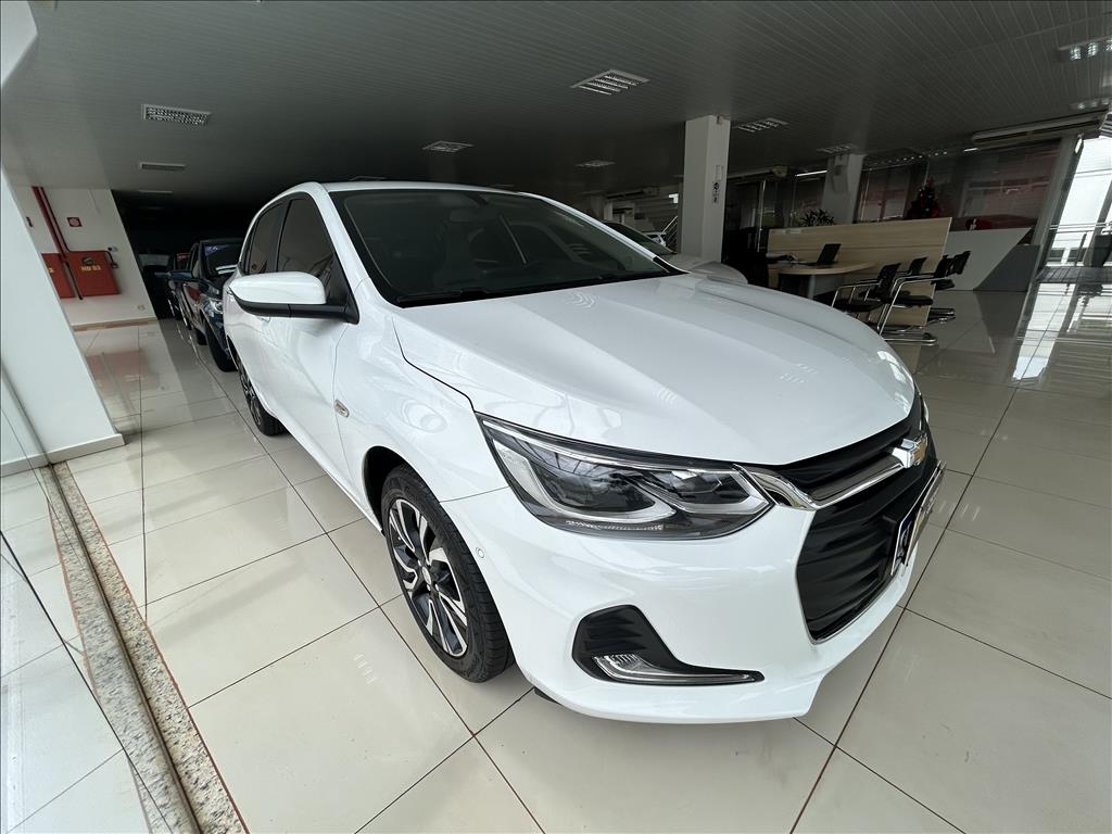 ONIX 1.0 TURBO FLEX PREMIER AUTOMÁTICO1