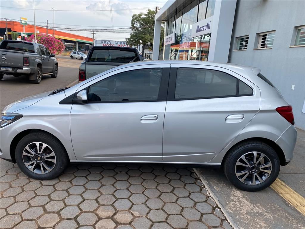 ONIX 1.4 MPFI LTZ 8V FLEX 4P AUTOMÁTICO3