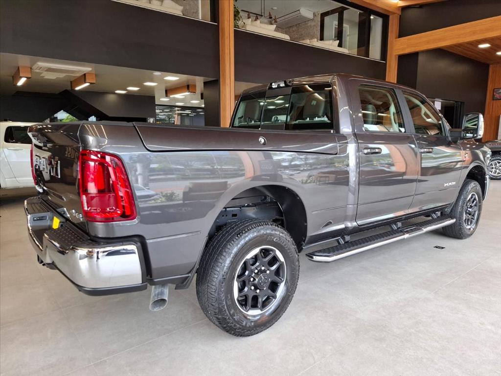 2500 6.7 I6 TURBO DIESEL LARAMIE CD 4X4 AUTOMÁTICO8