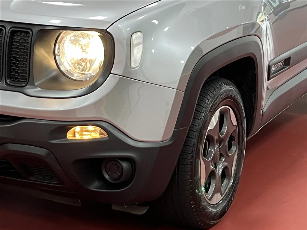 RENEGADE 1.8 16V FLEX 4P AUTOMÁTICO3