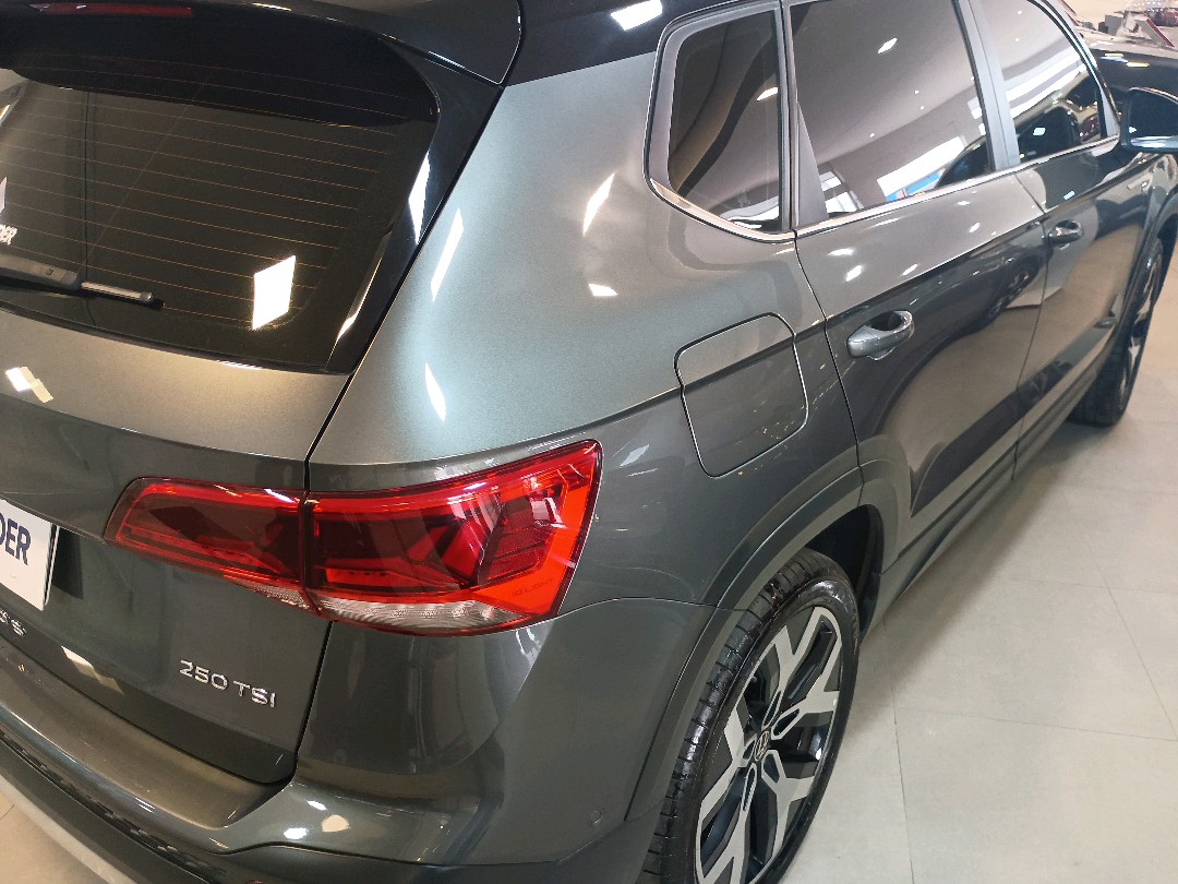 TAOS 1.4 250 TSI TOTAL FLEX HIGHLINE AUTOMÁTICO3