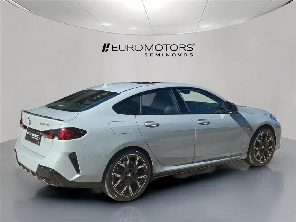 BMW-M235i-2.0 16V TURBO GASOLINA XDRIVE GRAN COUPÉ STEPTRONIC