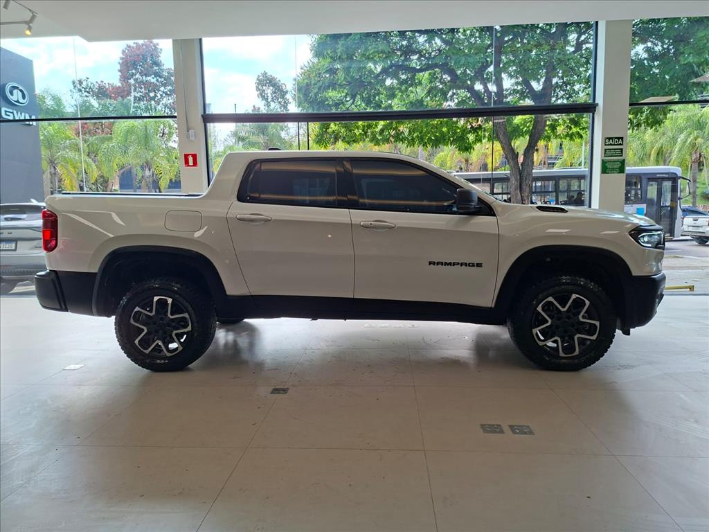 RAMPAGE 2.0 HURRICANE 4 TURBO GASOLINA REBEL 4X4 AUTOMÁTICO5
