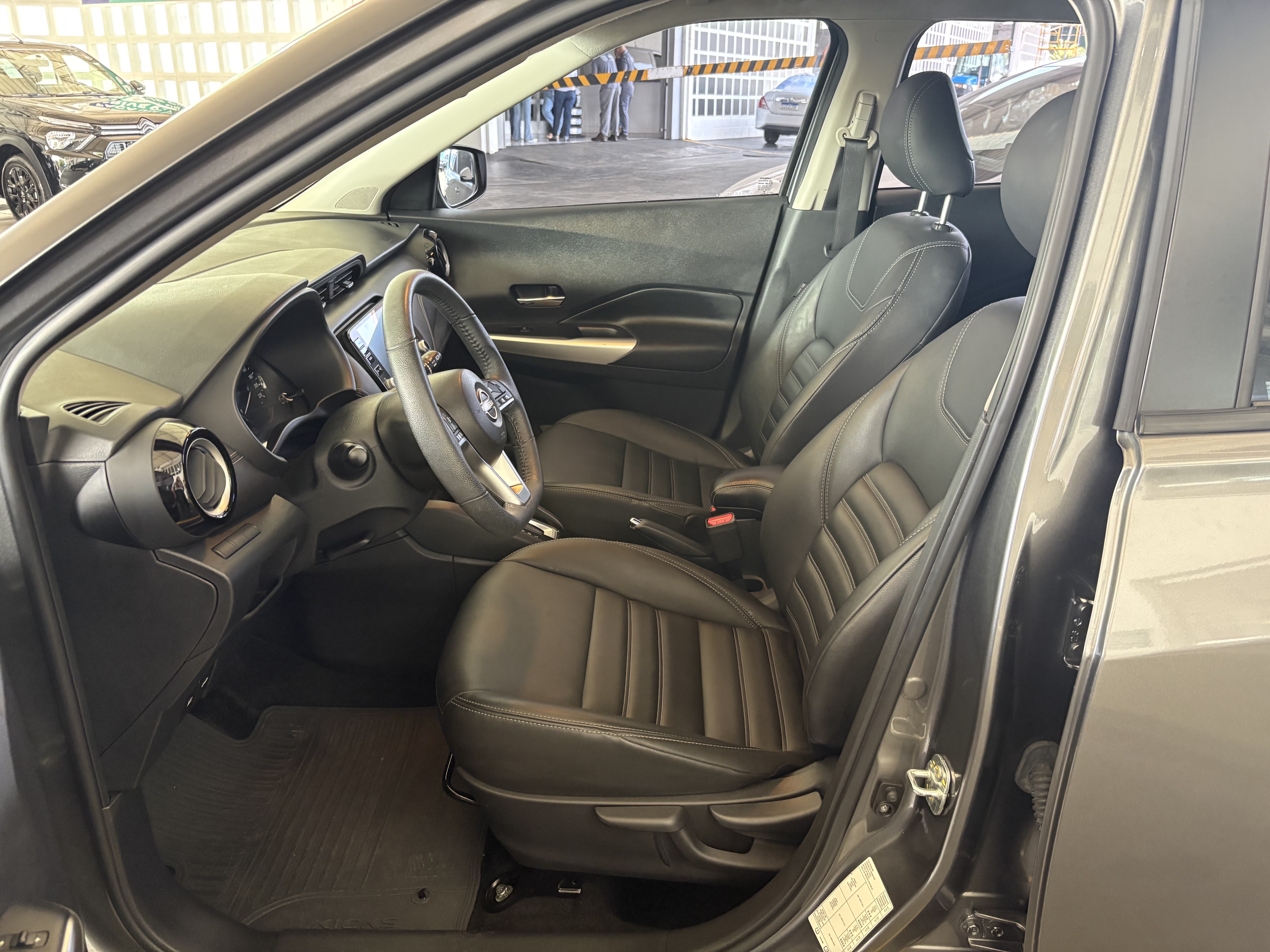 KICKS 1.6 16V FLEXSTART ADVANCE XTRONIC11