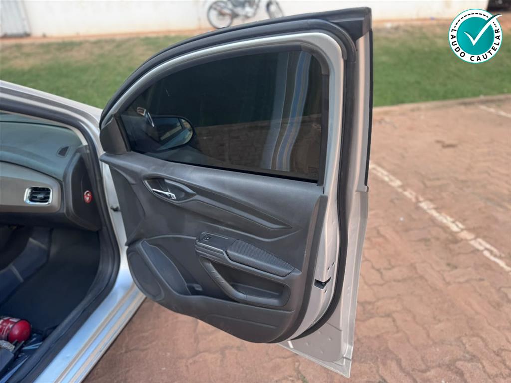 PRISMA 1.4 MPFI LTZ 8V FLEX 4P MANUAL14