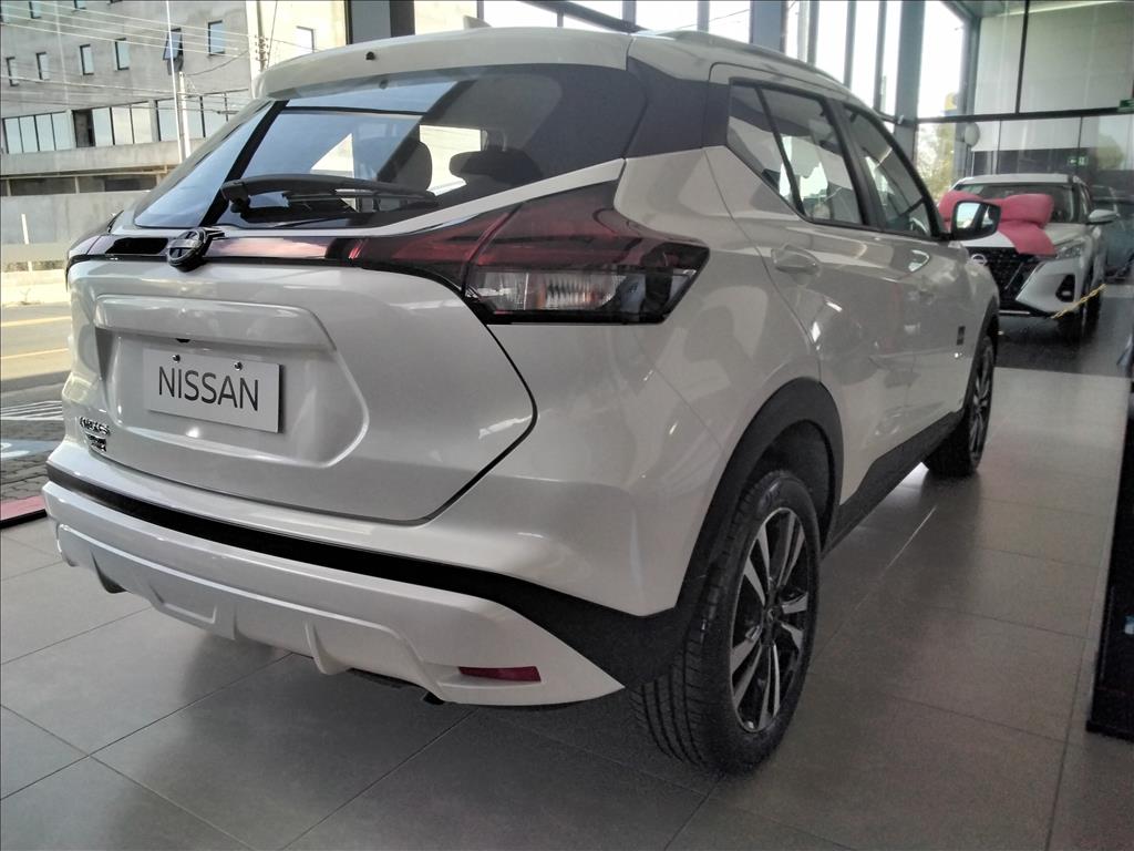 KICKS PLAY 1.6 16V FLEXSTART SENSE XTRONIC