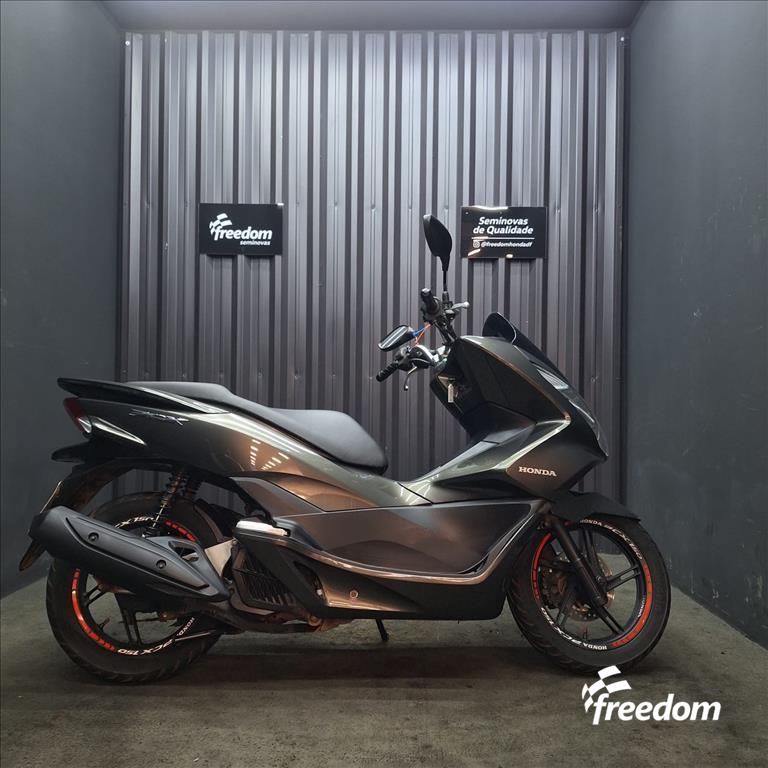Moto HONDA do modelo PCX PCX 2017/2017