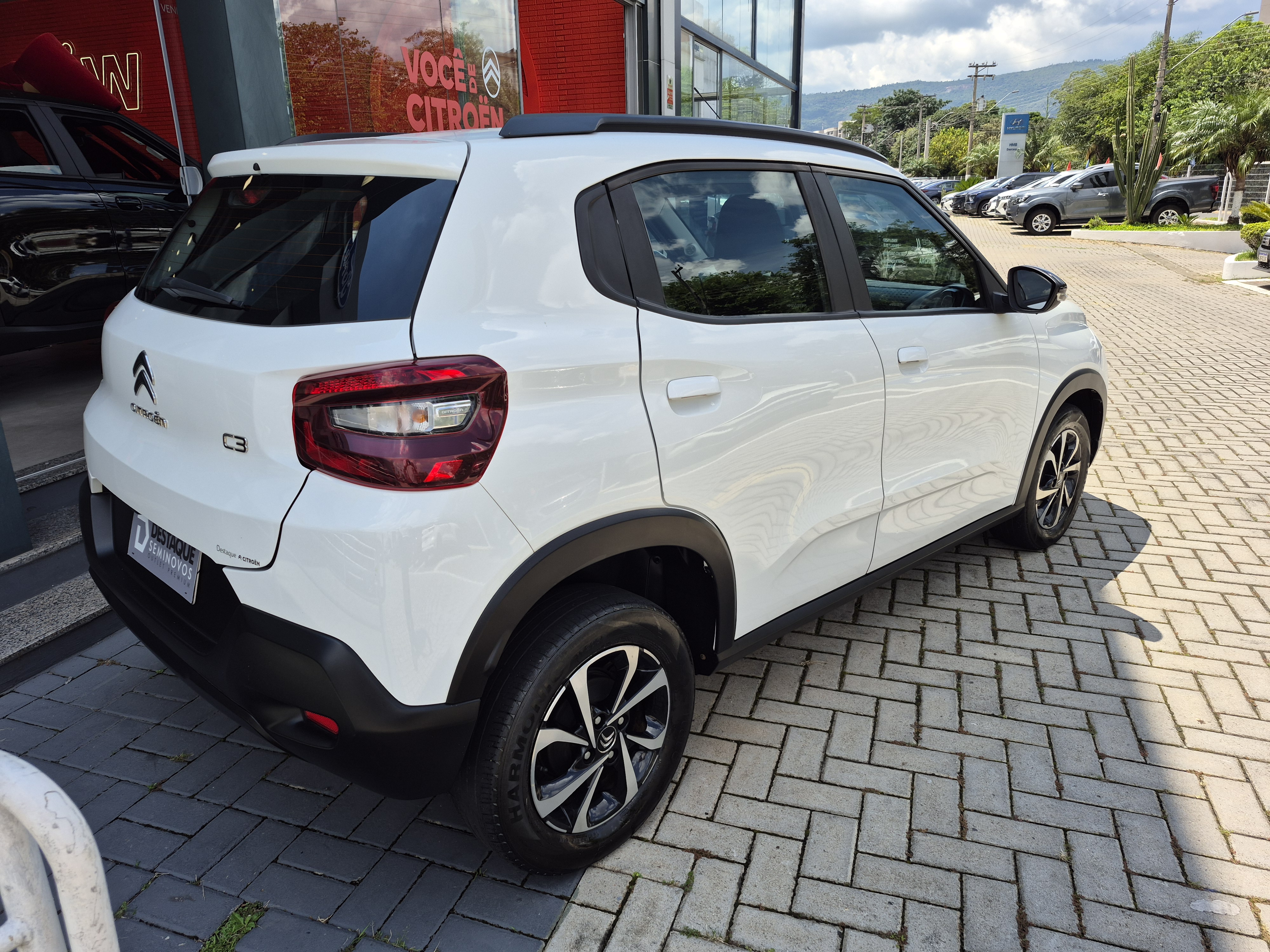 Foto ilustrativa do carro