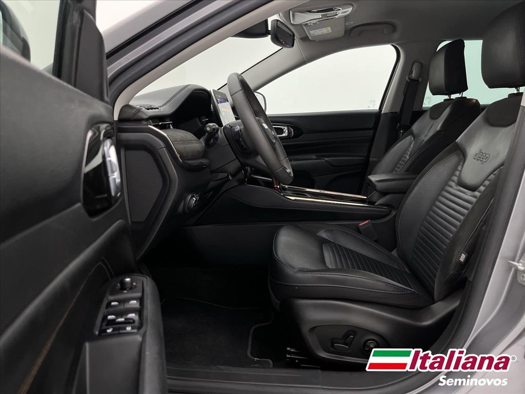 COMMANDER 1.3 T270 TURBO FLEX LIMITED AT68