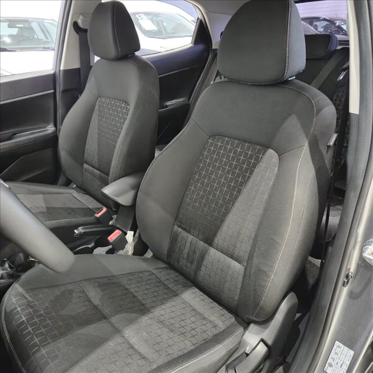 HB20 1.0 12V FLEX LIMITED PLUS MANUAL12