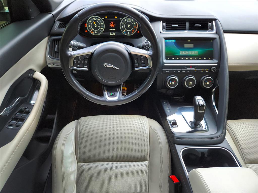 Jaguar E-Pace - 2.0 16V P250 FLEX R-DYNAMIC S AWD AUTOMÁTICO