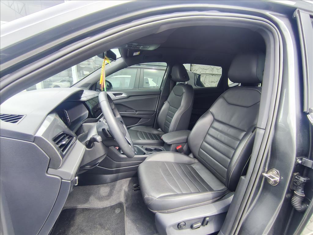 TAOS 1.4 250 TSI TOTAL FLEX HIGHLINE AUTOMÁTICO9