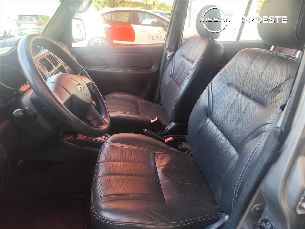 PAJERO TR4 2.0 4X4 16V 140CV FLEX 4P AUTOMÁTICO8