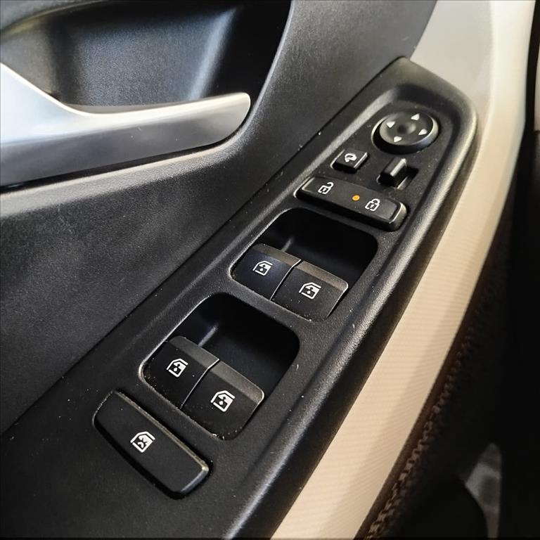 CRETA 2.0 FLEX ULTIMATE AUTOMÁTICO