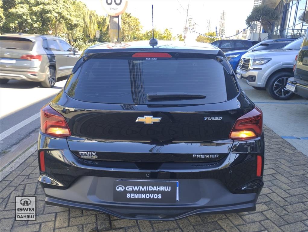 ONIX 1.0 TURBO FLEX PREMIER AUTOMÁTICO5