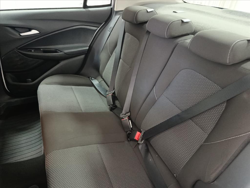 ONIX PLUS 1.0 TURBO FLEX LT AUTOMÁTICO9