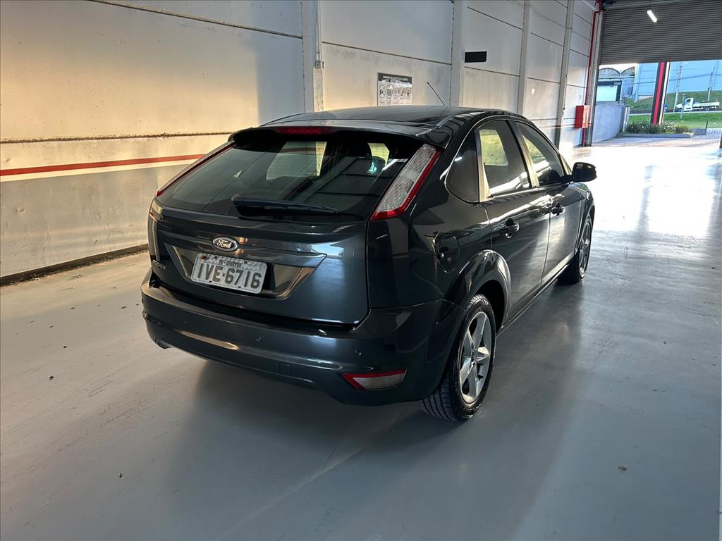 Ford-FOCUS-1.6 GL 16V FLEX 4P MANUAL