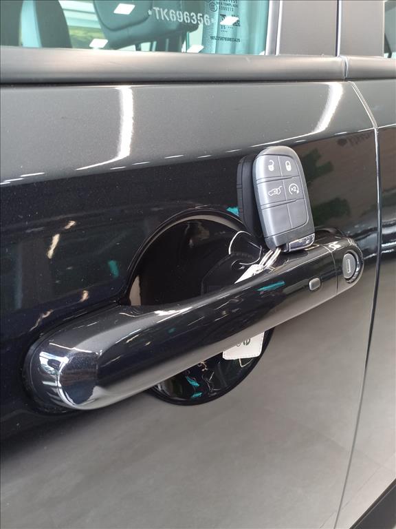 RENEGADE 1.3 T270 TURBO FLEX LONGITUDE AT66