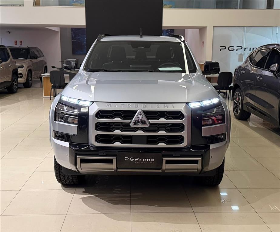 TRITON 2.4 BITURBO DIESEL CD KATANA 4X4 AUTOMÁTICO1