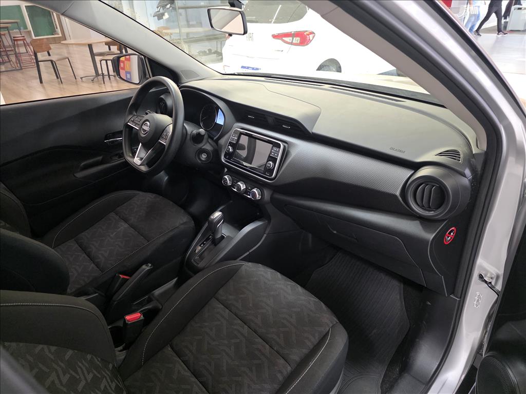 KICKS PLAY 1.6 16V FLEXSTART SENSE XTRONIC7