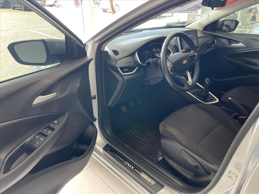 GM - Chevrolet-ONIX-1.0 FLEX LT MANUAL