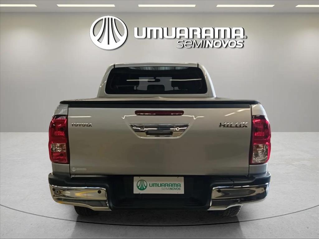 HILUX 2.8 D-4D TURBO DIESEL CD SR 4X4 AUTOMÁTICO5
