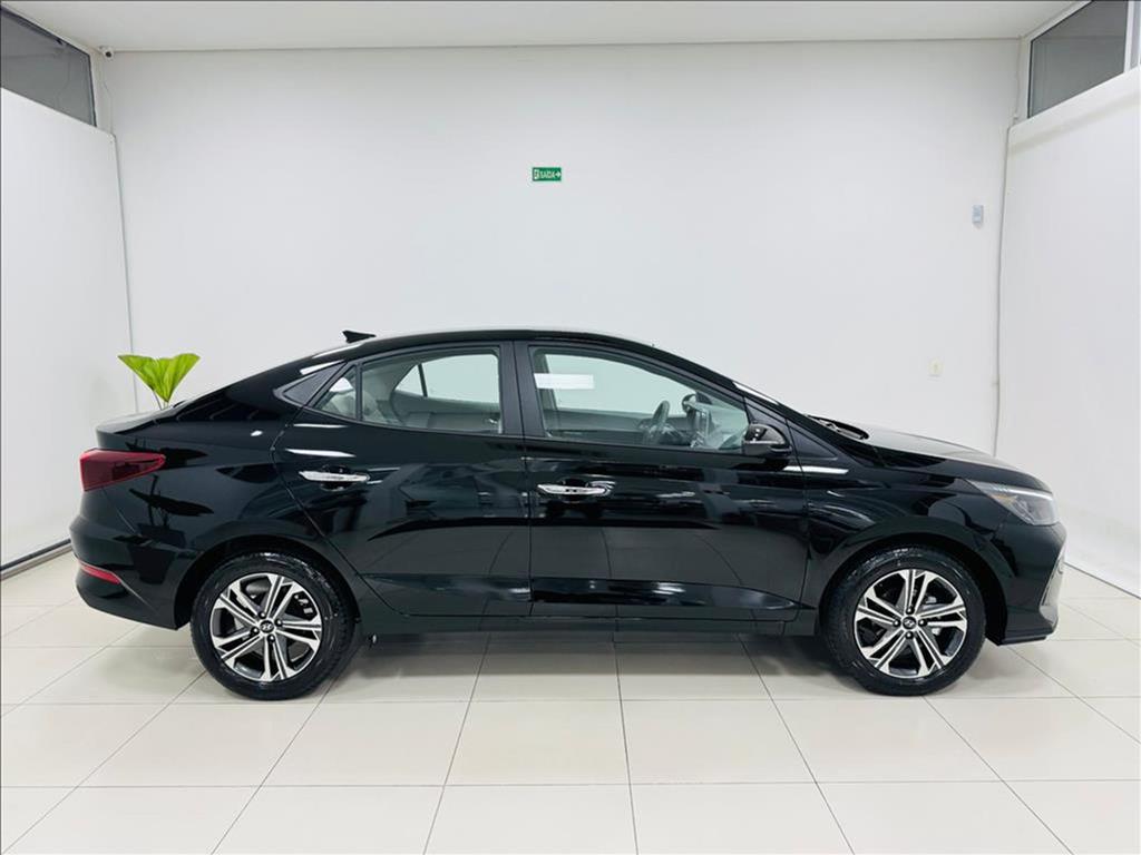 Hyundai-HB20S-1.0 TGDI FLEX PLATINUM AUTOMÁTICO