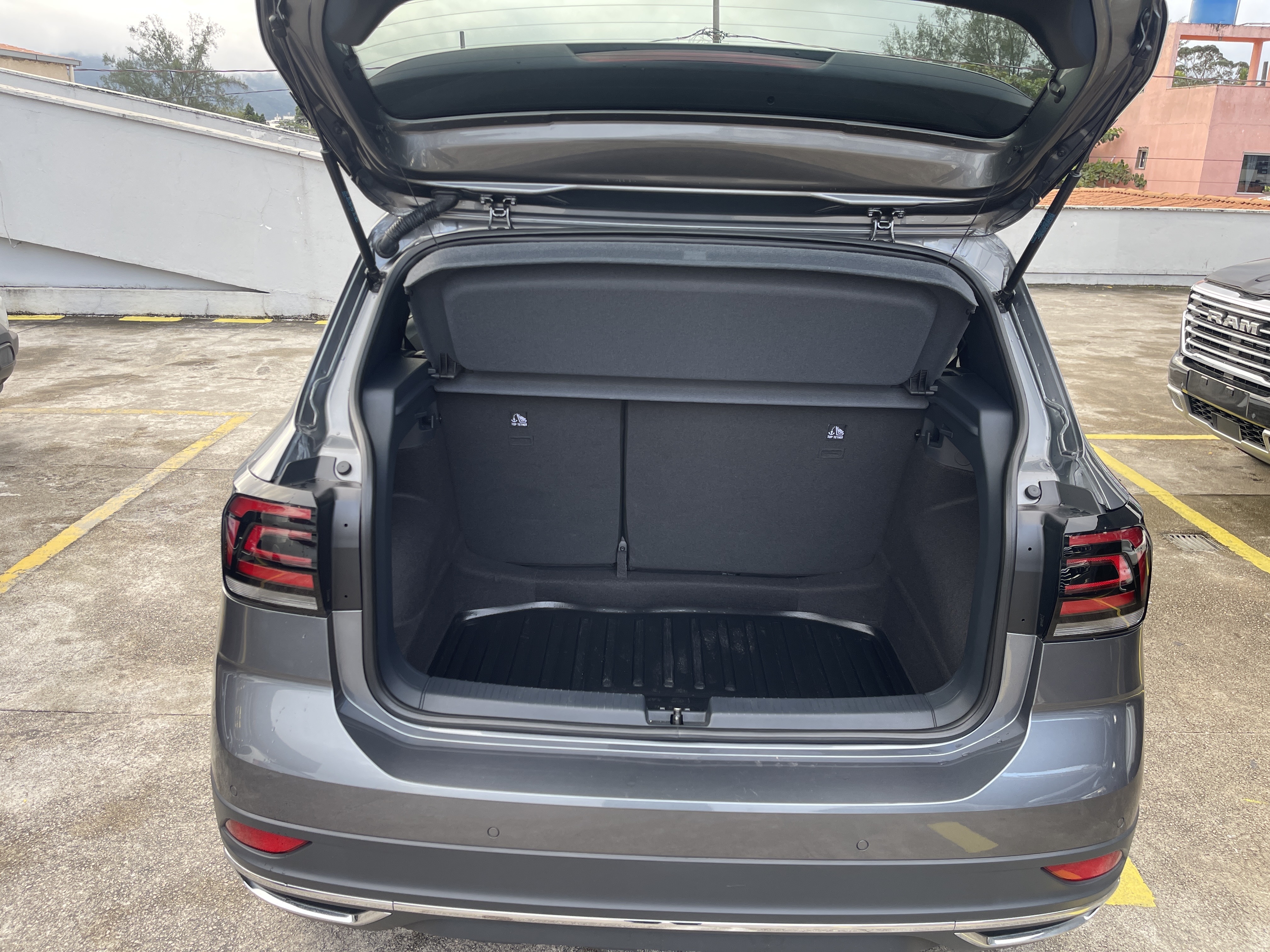 T-CROSS 1.0 200 TSI TOTAL FLEX COMFORTLINE AUTOMÁTICO6