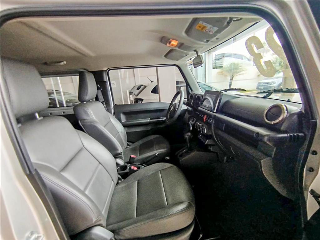 JIMNY 1.5 GASOLINA SIERRA 4YOU 4X4 AUTOMÁTICO16