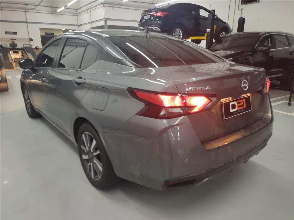 Nissan-VERSA-1.6 16V FLEX ADVANCE XTRONIC