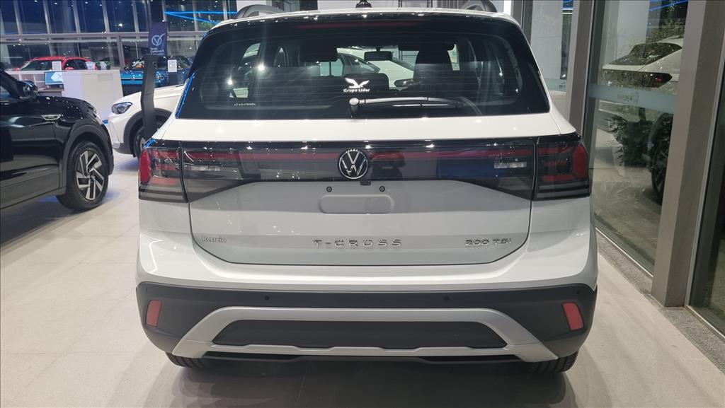 T-CROSS 1.0 200 TSI TOTAL FLEX COMFORTLINE AUTOMÁTICO3