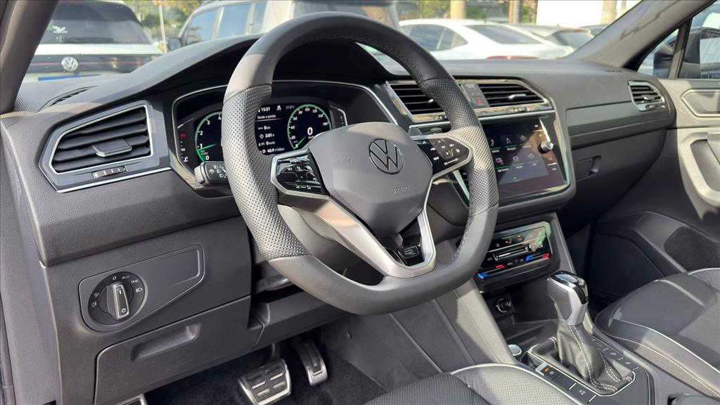 TIGUAN 2.0 300 TSI GASOLINA ALLSPACE R-LINE AUTOMÁTICO9