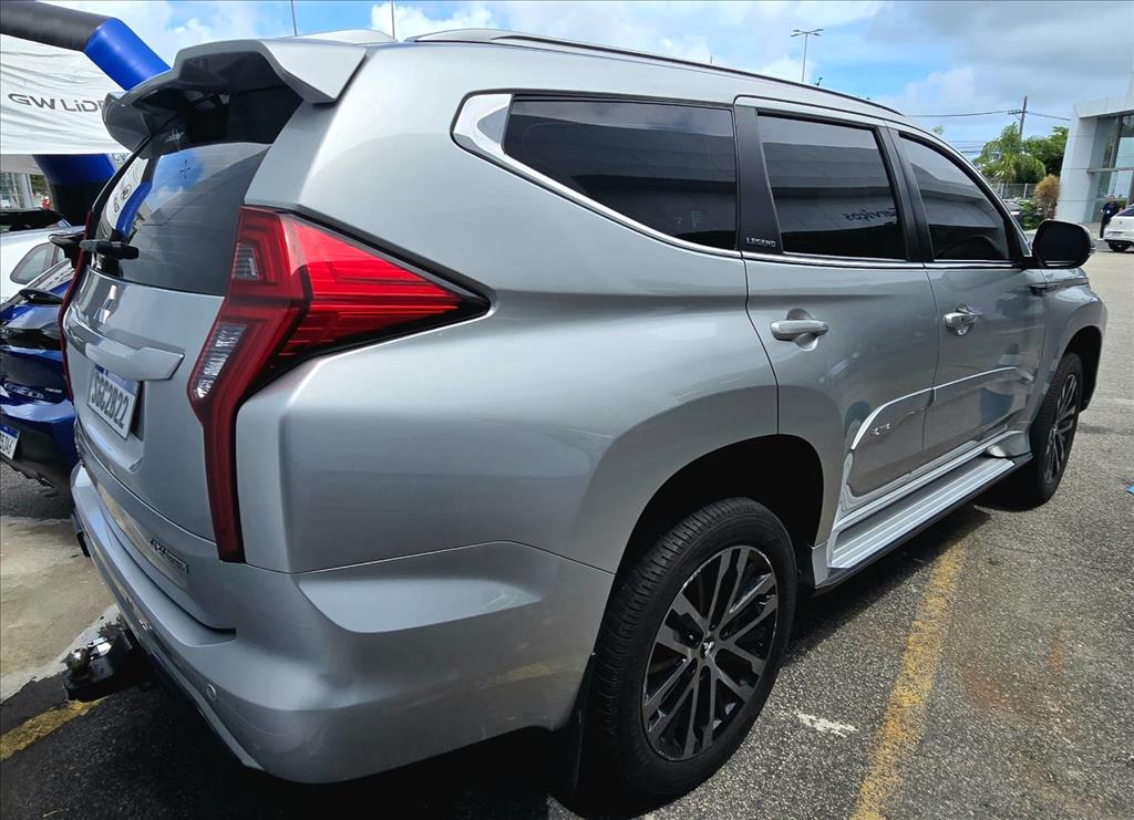 PAJERO SPORT 2.4 16V MIVEC TURBO DIESEL LEGEND AWD AUTOMÁTICO5