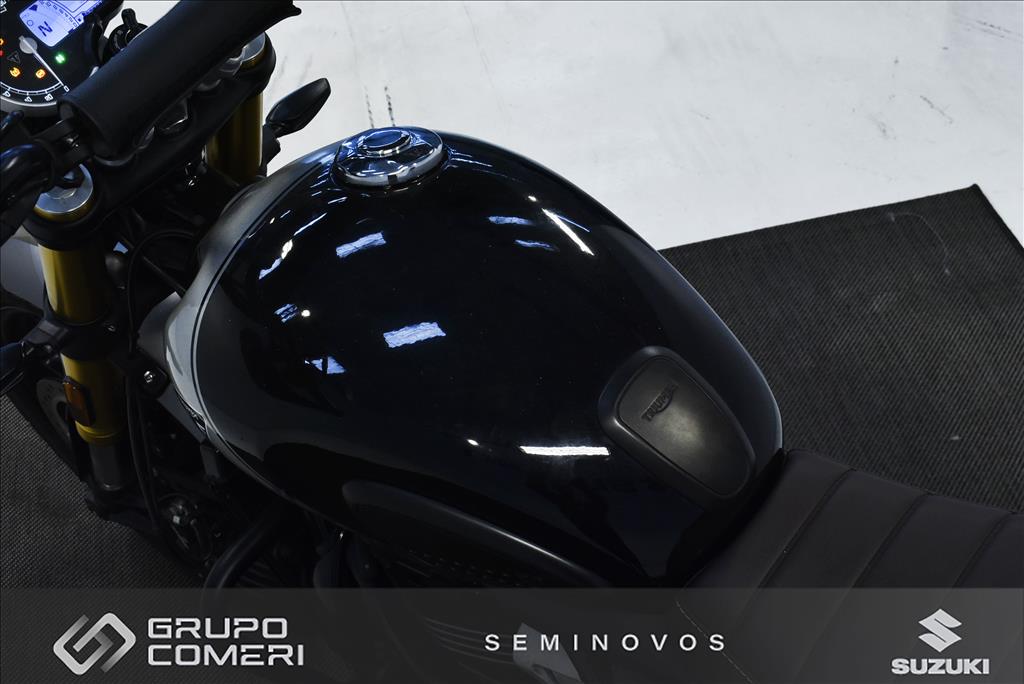 SCRAMBLER 400 X8