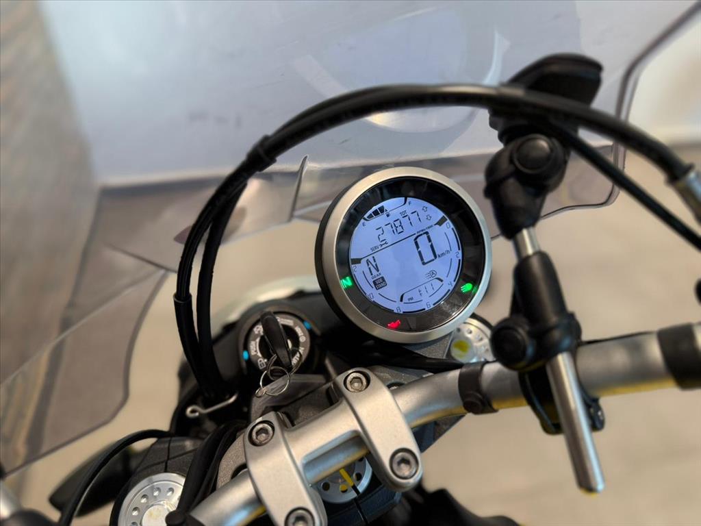 DUCATI-SCRAMBLER-ICON
