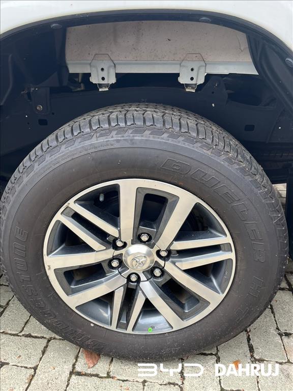 HILUX 2.8 SRX 4X4 CD 16V DIESEL 4P AUTOMÁTICO9