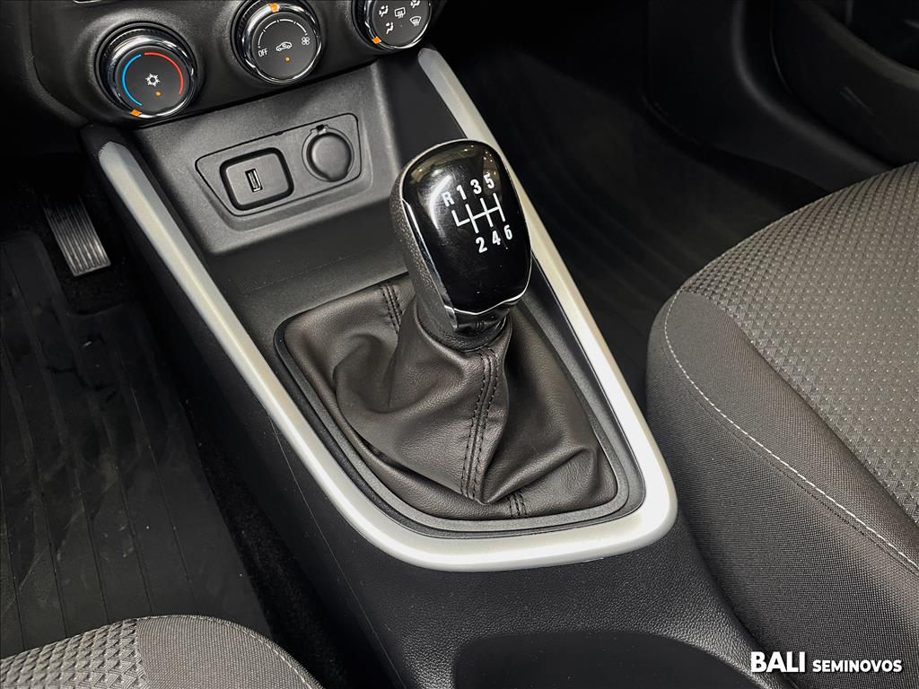 ONIX PLUS 1.0 TURBO FLEX LT AUTOMÁTICO11