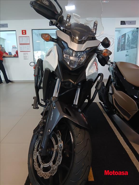 CB 500 X4