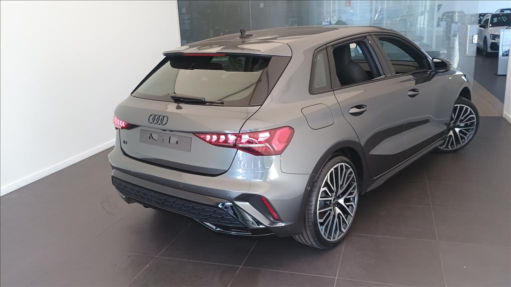 A3 2.0 40 TFSI GASOLINA SPORTBACK PERFORMANCE BLACK S-TRONIC9