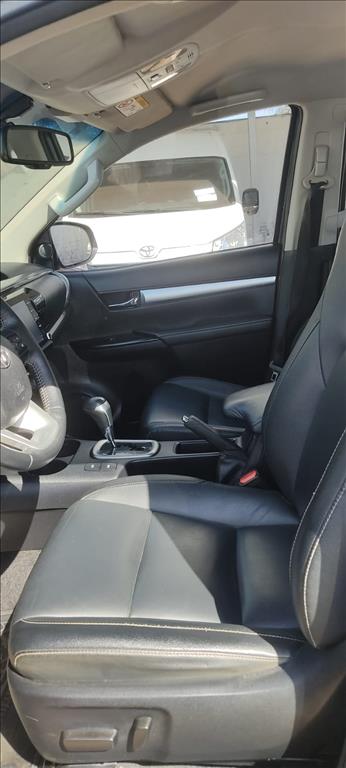 HILUX 2.8 D-4D TURBO DIESEL CD SRV 4X4 AUTOMÁTICO15