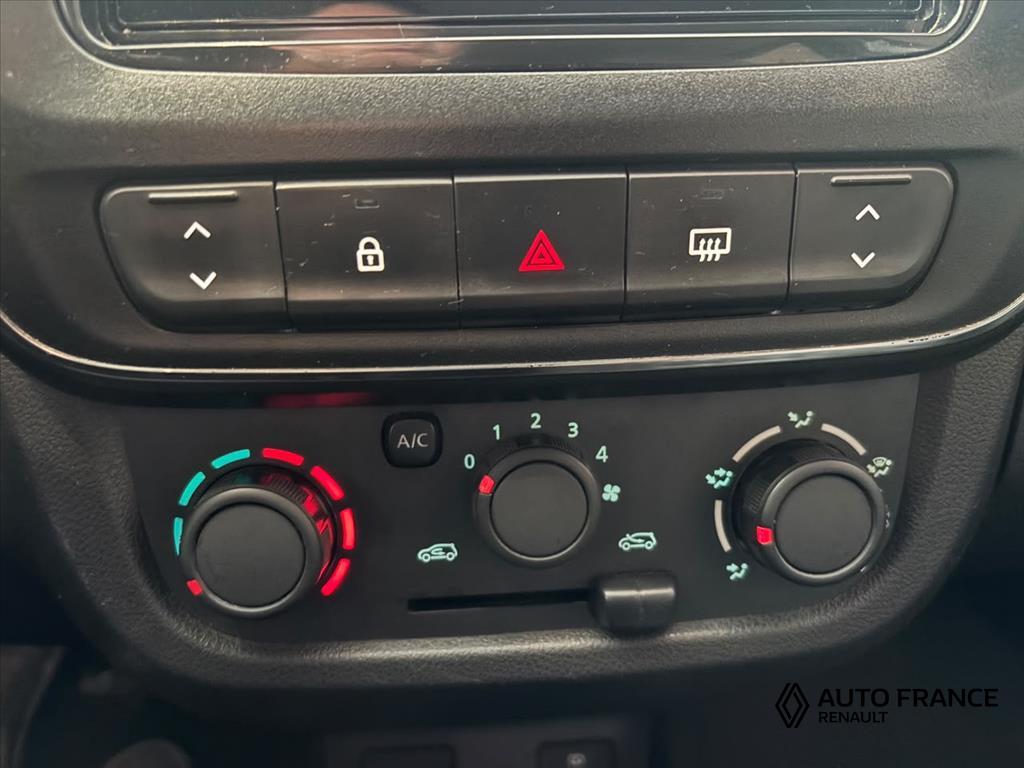 KWID 1.0 12V SCE FLEX ZEN MANUAL17