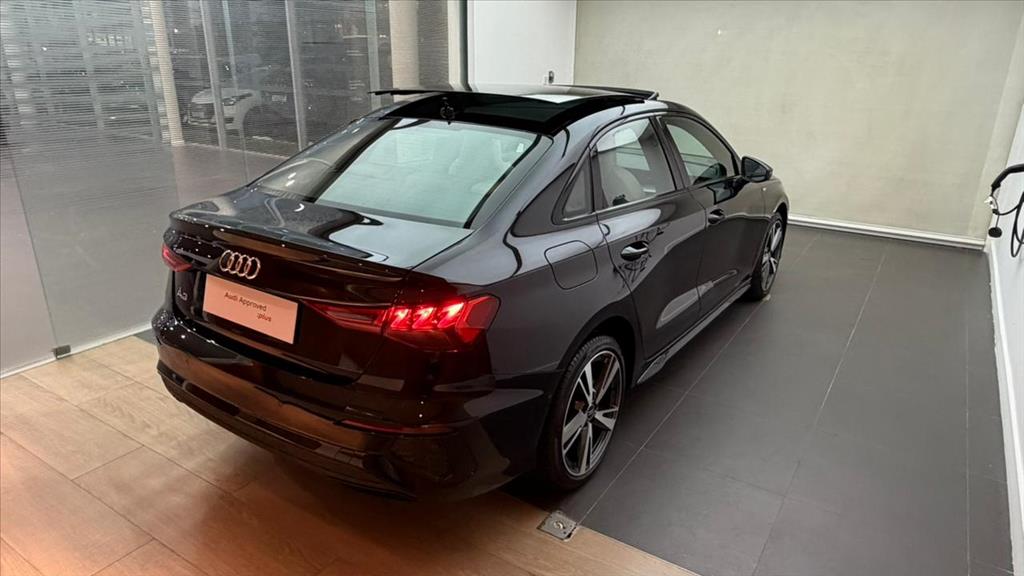 A3 2.0 40 TFSI MHEV SEDAN PERFORMANCE BLACK S-TRONIC3