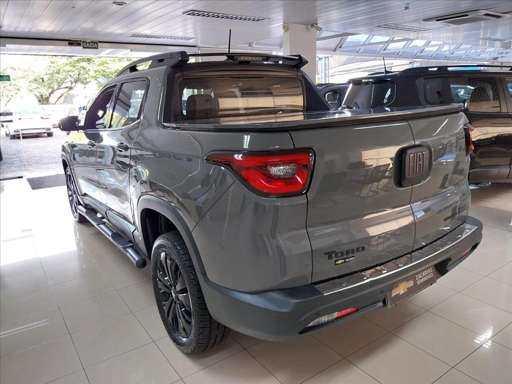 TORO 1.3 TURBO 270 FLEX VOLCANO AT65