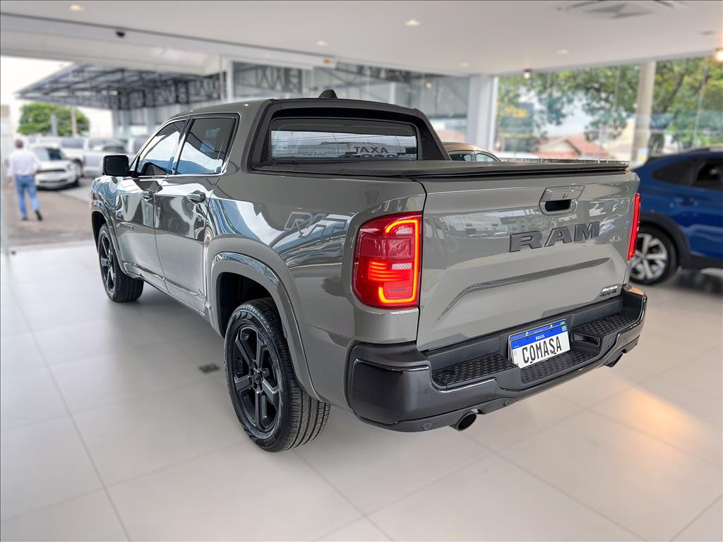 RAMPAGE 2.0 HURRICANE 4 TURBO GASOLINA R/T 4X4 AUTOMÁTICO8