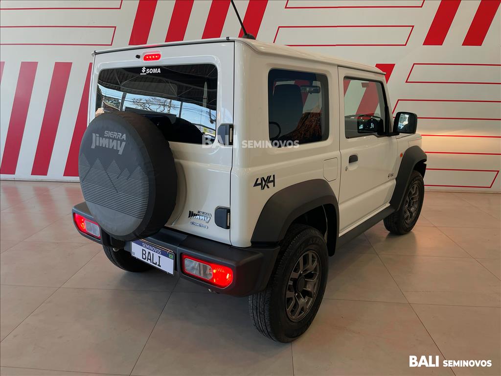 JIMNY 1.5 GASOLINA SIERRA 4YOU 4X4 AUTOMÁTICO3
