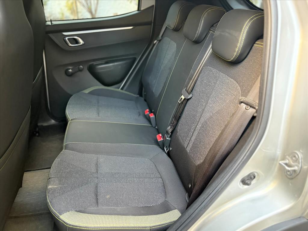 KWID 1.0 12V SCE FLEX OUTSIDER MANUAL4
