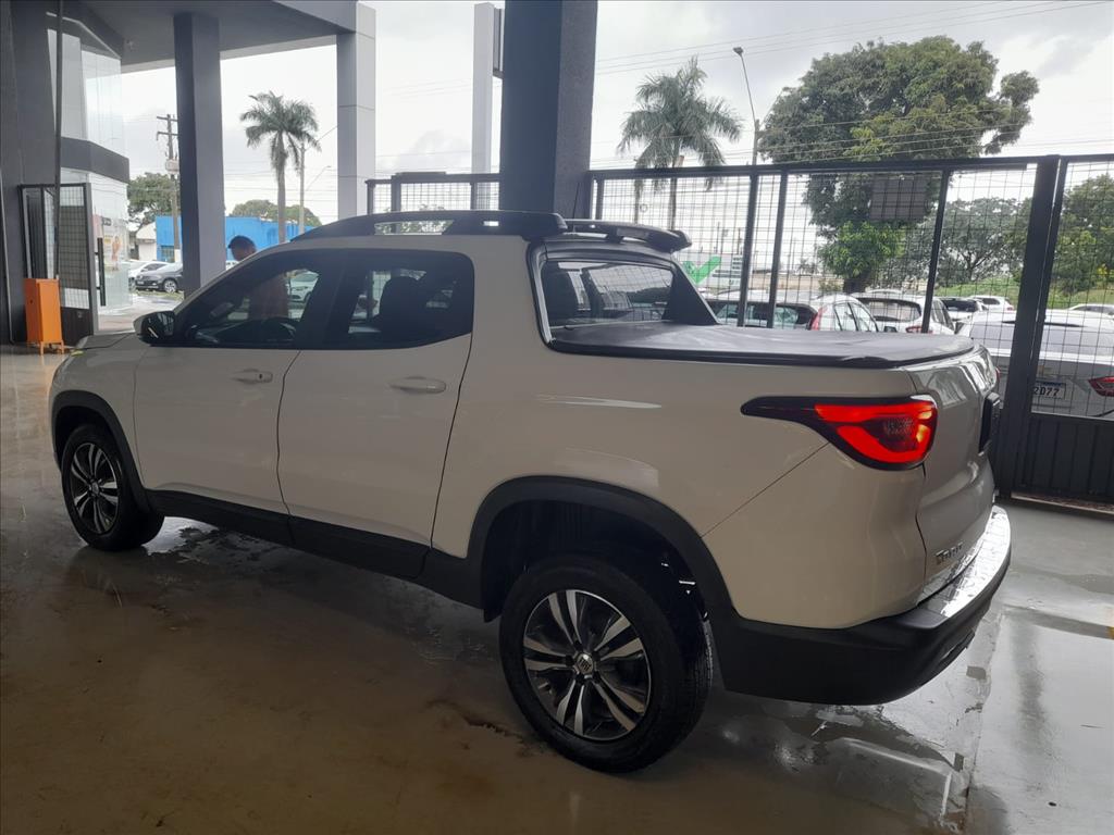 TORO 1.3 TURBO 270 FLEX FREEDOM AT65