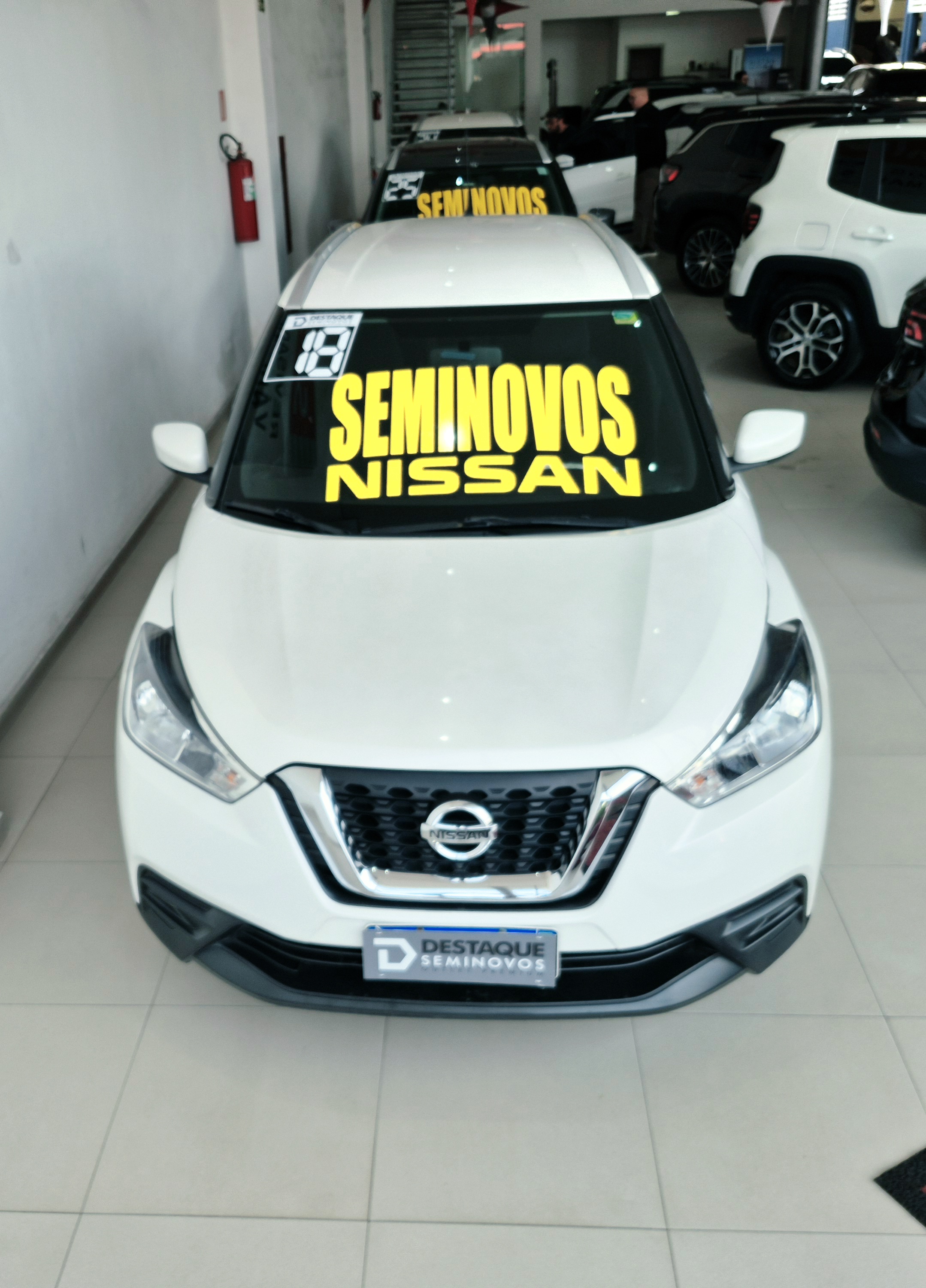 NISSAN KICKS
